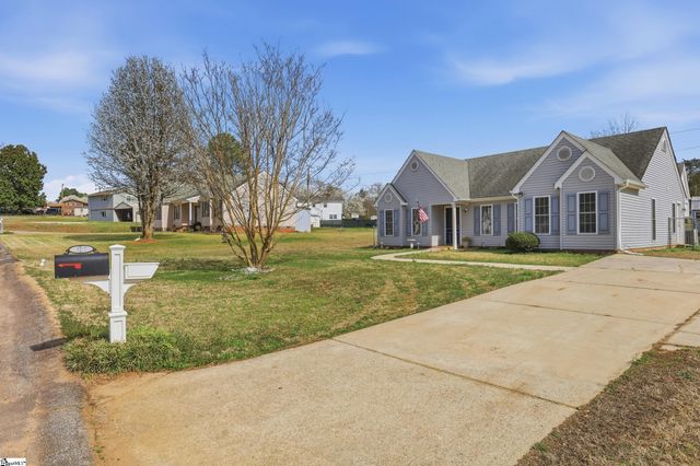 307 Forest Creek Drive, Seneca, SC 29678