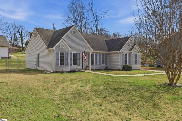 307 Forest Creek Drive, Seneca, SC 29678