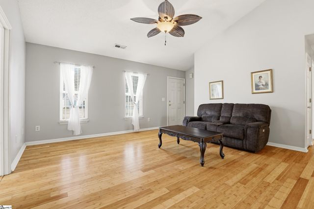 307 Forest Creek Drive, Seneca, SC 29678