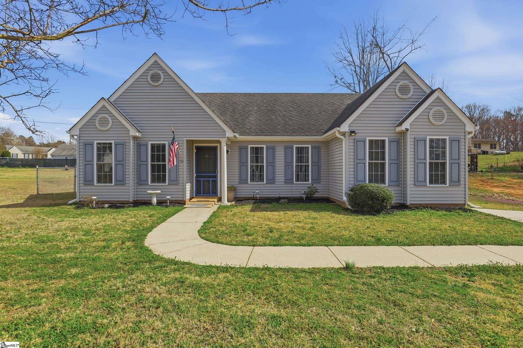 307 Forest Creek Drive, Seneca, SC 29678