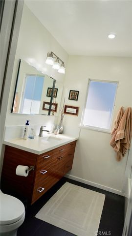 4435 Caledonia Way, Los Angeles, CA 90065