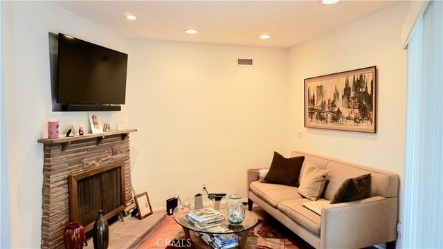 4435 Caledonia Way, Los Angeles, CA 90065