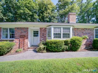 13 Douglas Drive 13, Brookfield, CT 06804