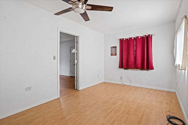 110 Airport Drive, Cave Junction, OR 97523