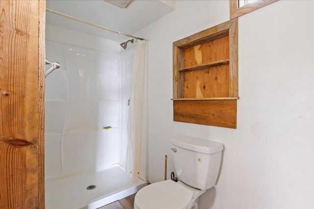 110 Airport Drive, Cave Junction, OR 97523