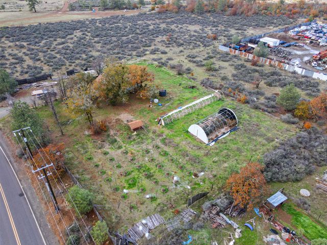 110 Airport Drive, Cave Junction, OR 97523