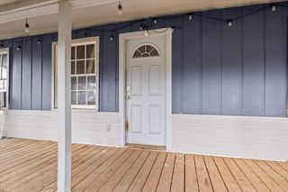 110 Airport Drive, Cave Junction, OR 97523