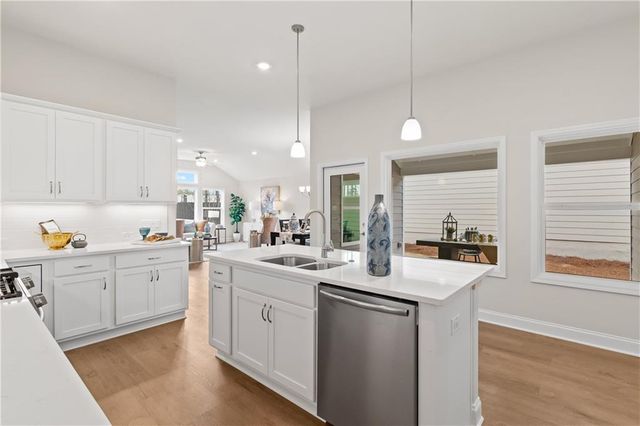 1220 Cedarcrest Boulevard, Acworth, GA 30101