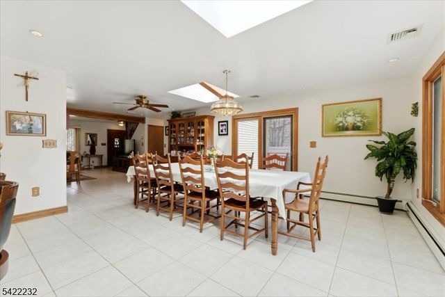 357 Edgewood Rd, Linden City, NJ 07036