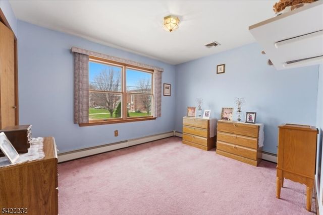 357 Edgewood Rd, Linden City, NJ 07036
