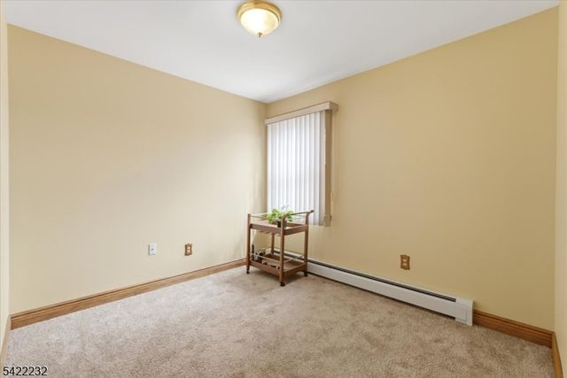 357 Edgewood Rd, Linden City, NJ 07036