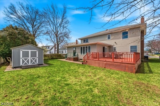 357 Edgewood Rd, Linden City, NJ 07036