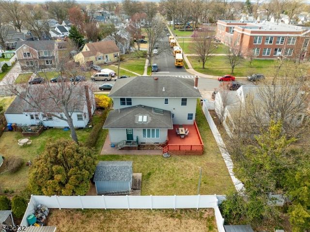 357 Edgewood Rd, Linden City, NJ 07036