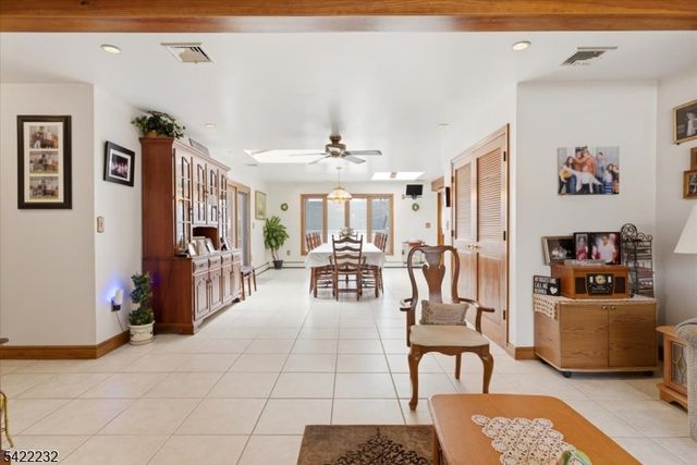 357 Edgewood Rd, Linden City, NJ 07036