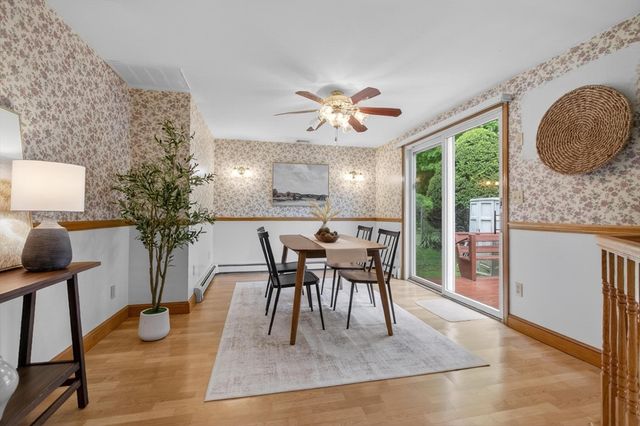18 Williams Rd, Lynnfield, MA 01940