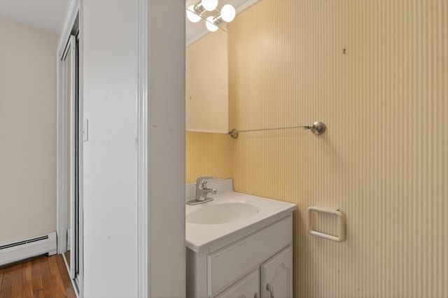 18 Williams Rd, Lynnfield, MA 01940