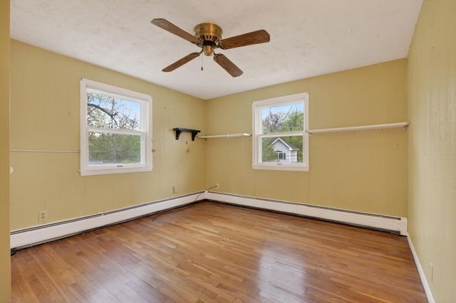 18 Williams Rd, Lynnfield, MA 01940
