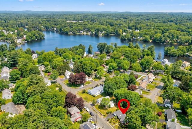 18 Williams Rd, Lynnfield, MA 01940