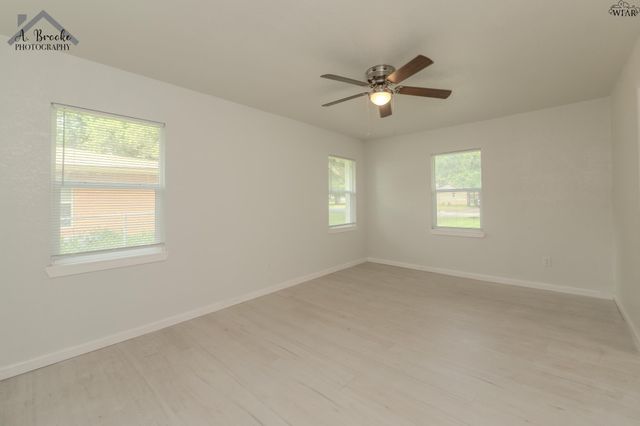 4505 UNIVERSITY AVENUE, Wichita Falls, TX 76308