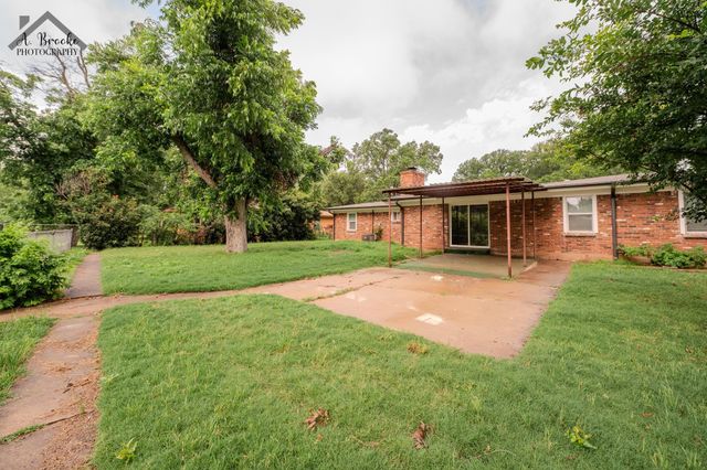4505 UNIVERSITY AVENUE, Wichita Falls, TX 76308