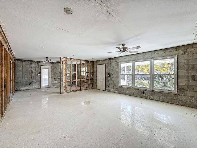 129 PIERSON LANE, Sarasota, FL 34242