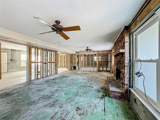 129 PIERSON LANE, Sarasota, FL 34242