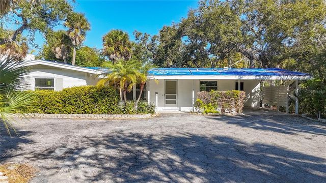 129 PIERSON LANE, Sarasota, FL 34242