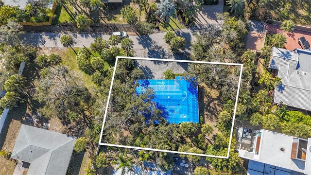 129 PIERSON LANE, Sarasota, FL 34242