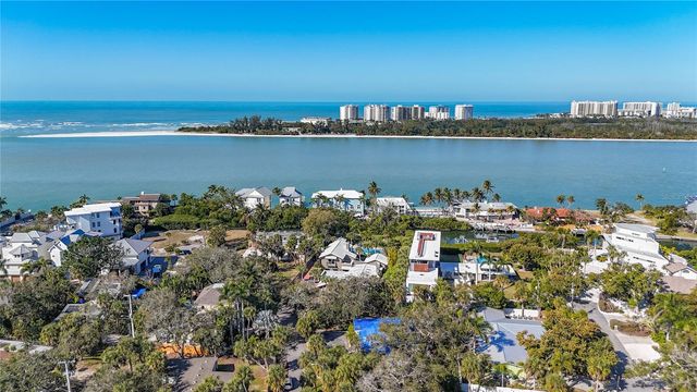 129 PIERSON LANE, Sarasota, FL 34242