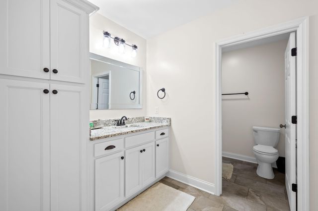 494 Candytuft Lane, Hixson, TN 37343