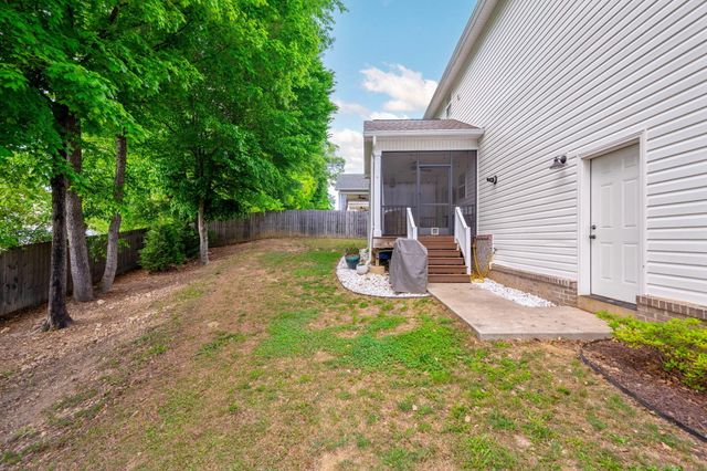 494 Candytuft Lane, Hixson, TN 37343