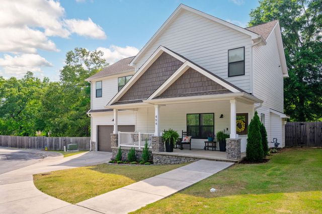 494 Candytuft Lane, Hixson, TN 37343