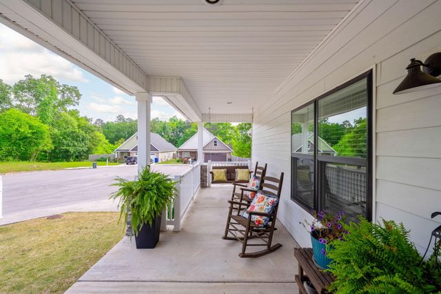 494 Candytuft Lane, Hixson, TN 37343