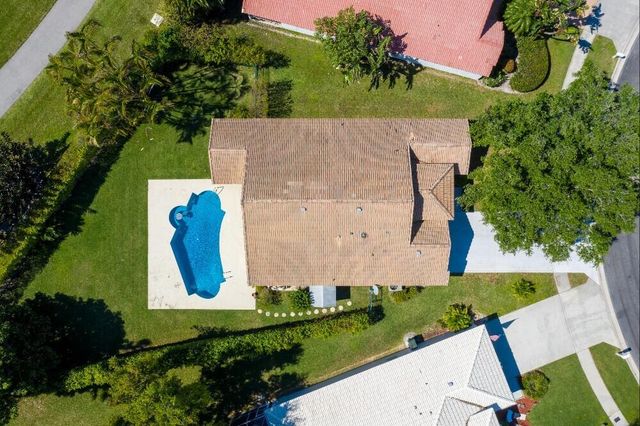 1304 Lake Breeze Drive, Wellington, FL 33414