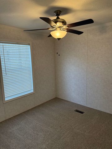 24 Pine Hil Road, Tilton, NH 03276