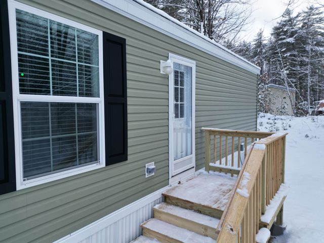 24 Pine Hil Road, Tilton, NH 03276