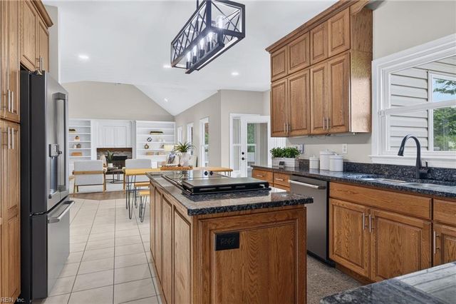 928 Sydenham BLVD, Chesapeake, VA 23322