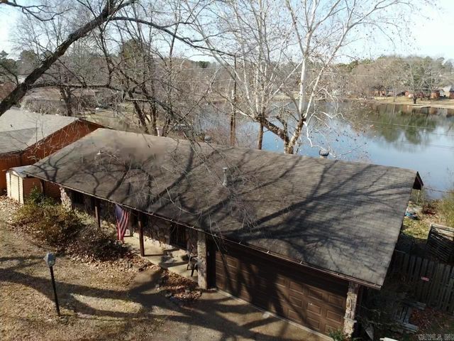 1406 E Twin Lakes Drive, Little Rock, AR 72205