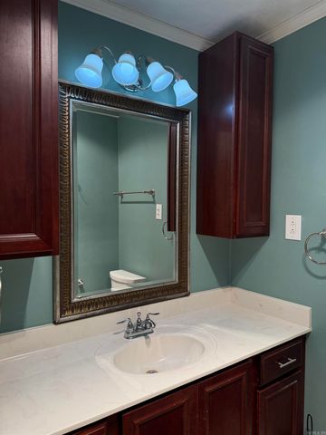 1406 E Twin Lakes Drive, Little Rock, AR 72205