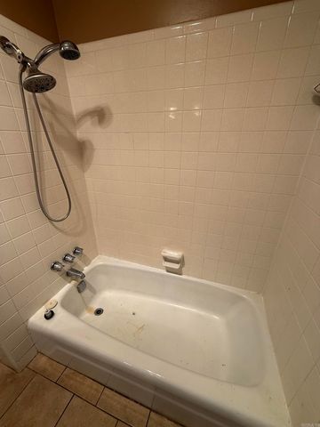 1406 E Twin Lakes Drive, Little Rock, AR 72205