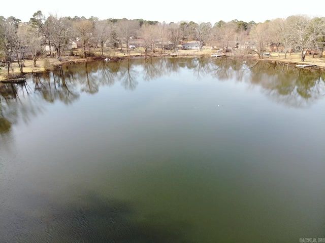 1406 E Twin Lakes Drive, Little Rock, AR 72205