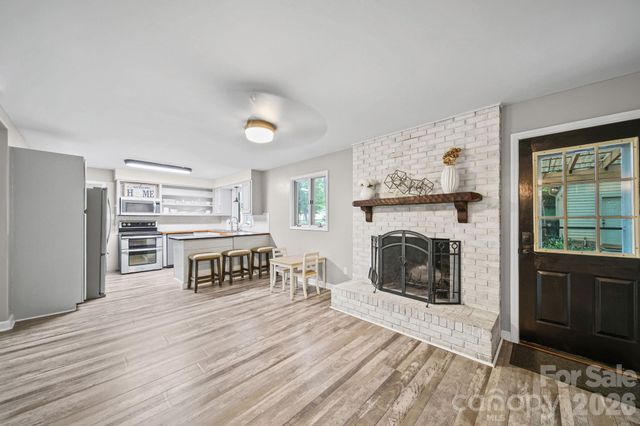 406 S Magnolia Street, Mooresville, NC 28115