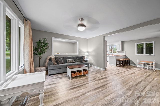 406 S Magnolia Street, Mooresville, NC 28115