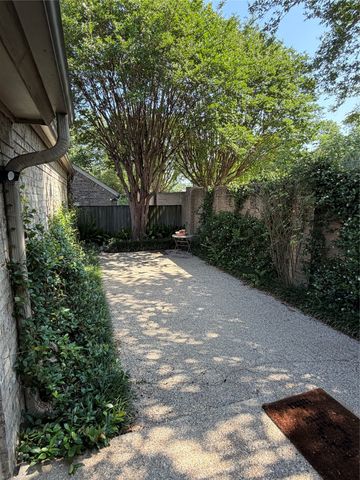 913 Wicket Court, Tyler, TX 75703