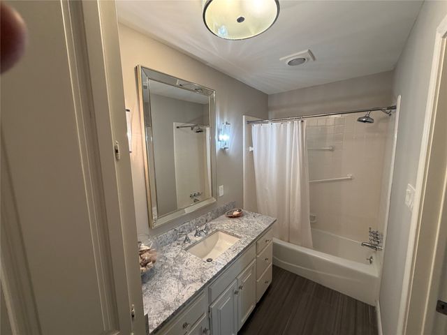 913 Wicket Court, Tyler, TX 75703