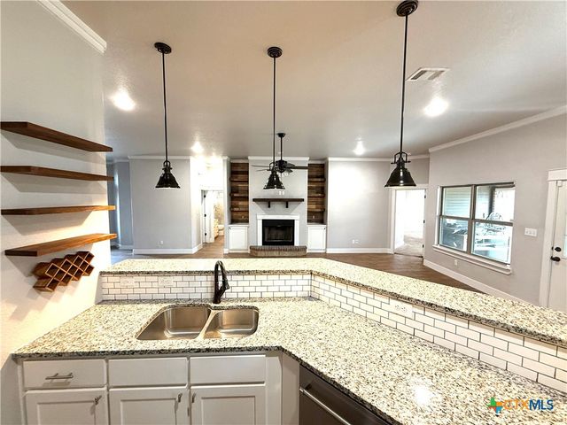 2515 Crystal Ann Drive, Temple, TX 76502