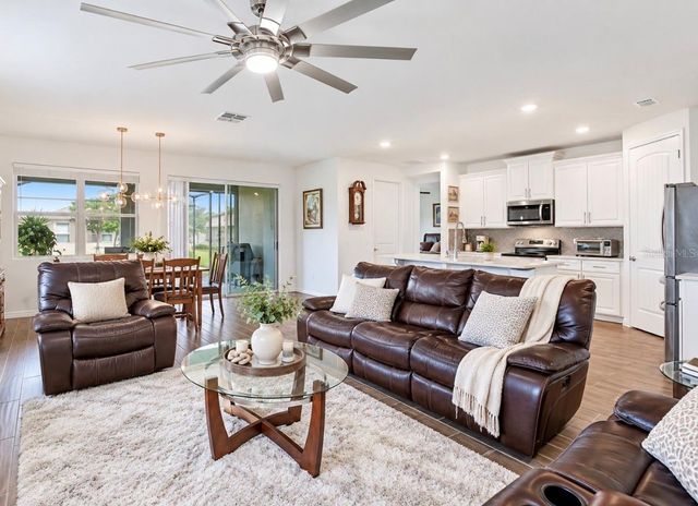 3482 SPARKLEBERRY COURT, Clermont, FL 34714