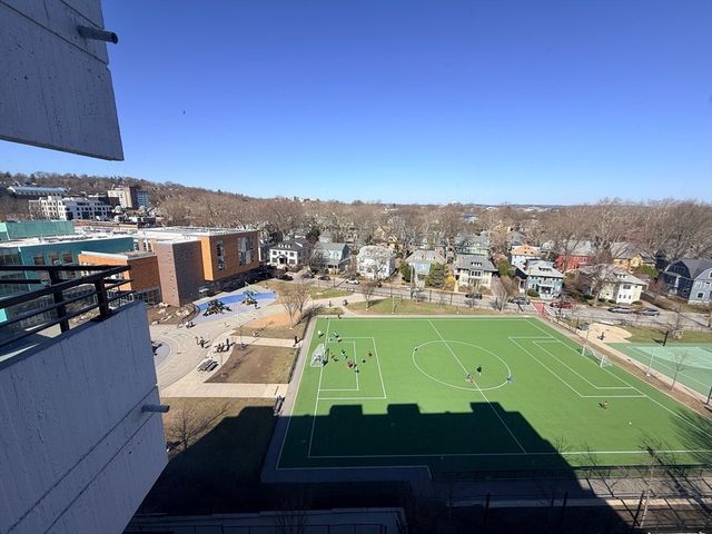 60 Babcock St 86, Brookline, MA 02446