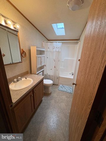 194 PARK VIEW AVE, Lewistown, PA 17044