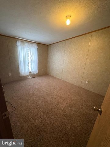 194 PARK VIEW AVE, Lewistown, PA 17044